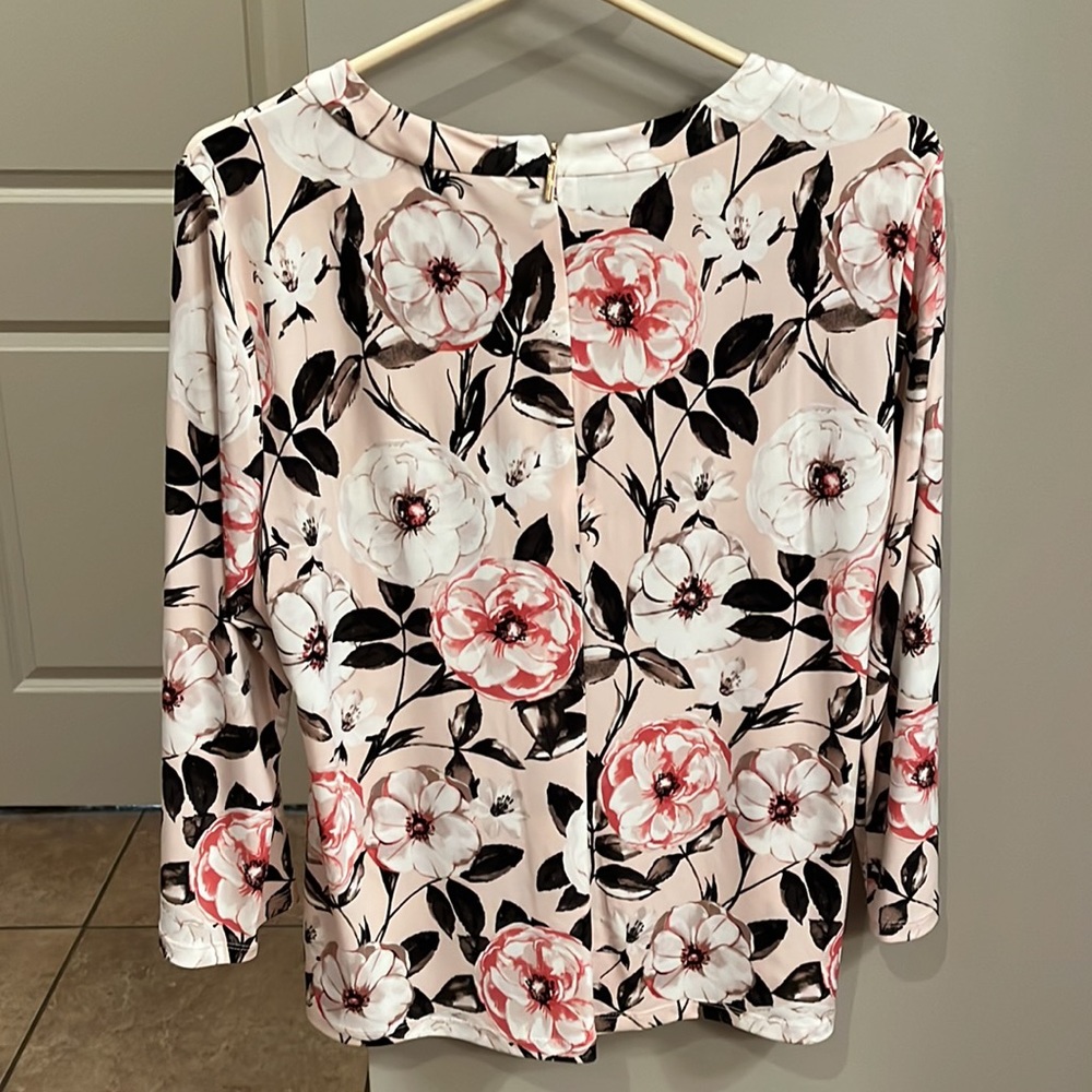 NWT Pleated Bow Knit Top - Picture 3 of 3